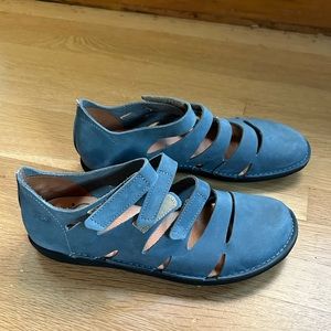 Loints of Holland leather shoes, women’s, size 8.5, like new.  Original box.